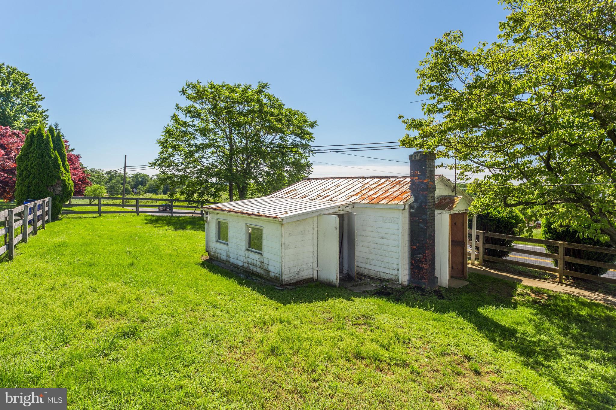 8501 Chestnut Grove Road Frederick, MD 21701 - Photo 29 of 29 Expansive safely fenced backyard