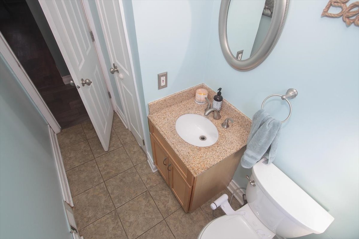 443 Elmhurst Road Mount Prospect, IL 60056 - Photo 20 of 21 Gallery Image 20