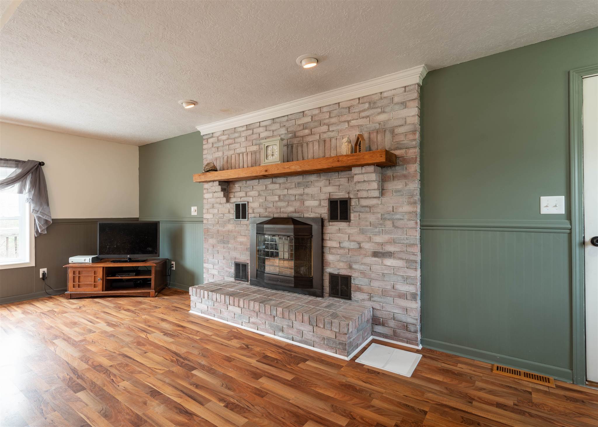 2458 Rabbitsville Road Mitchell, IN 47446 - Photo 6 of 36