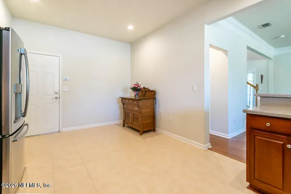 $2,400 | 6487 White Flower Court, Jacksonville, FL 32258