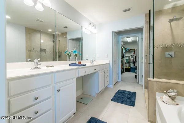 $2,400 | 6487 White Flower Court, Jacksonville, FL 32258