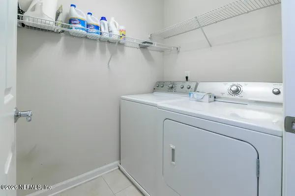 $2,400 | 6487 White Flower Court, Jacksonville, FL 32258