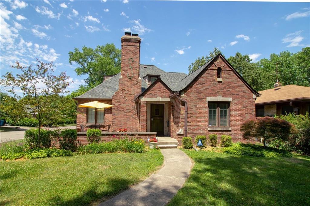 232 Berkley Road Indianapolis, IN 46208 - Photo 2 of 27 Gallery Image 2
