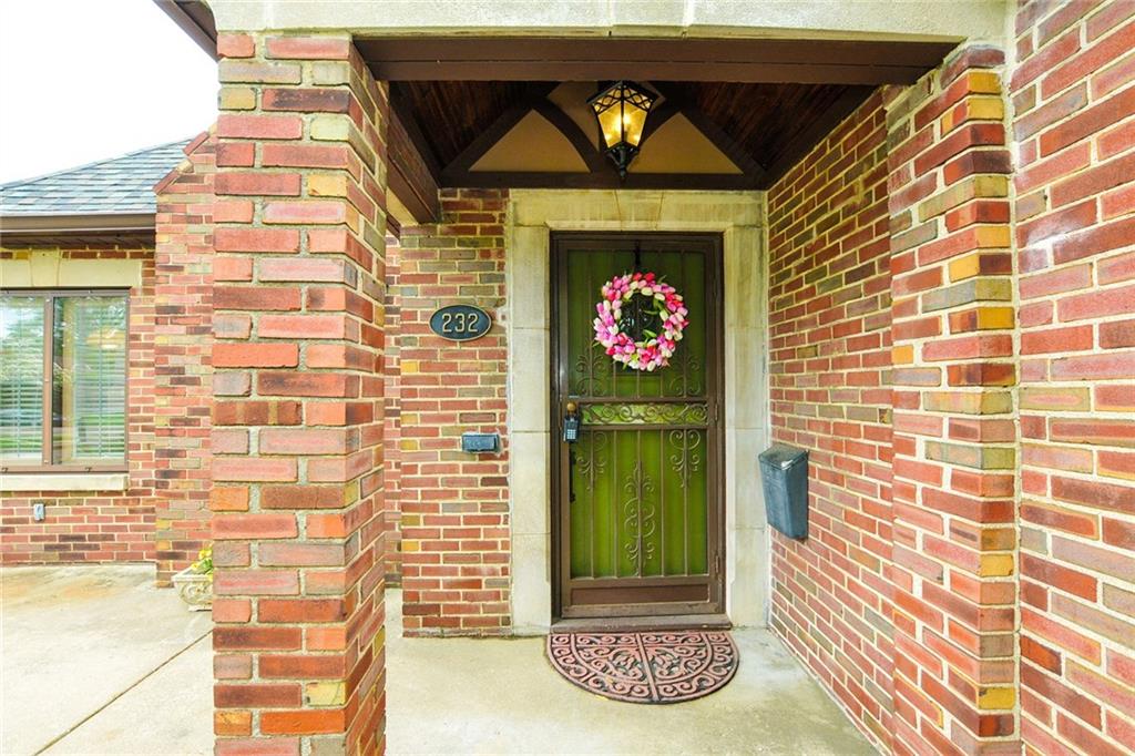 232 Berkley Road Indianapolis, IN 46208 - Photo 3 of 27 Gallery Image 3