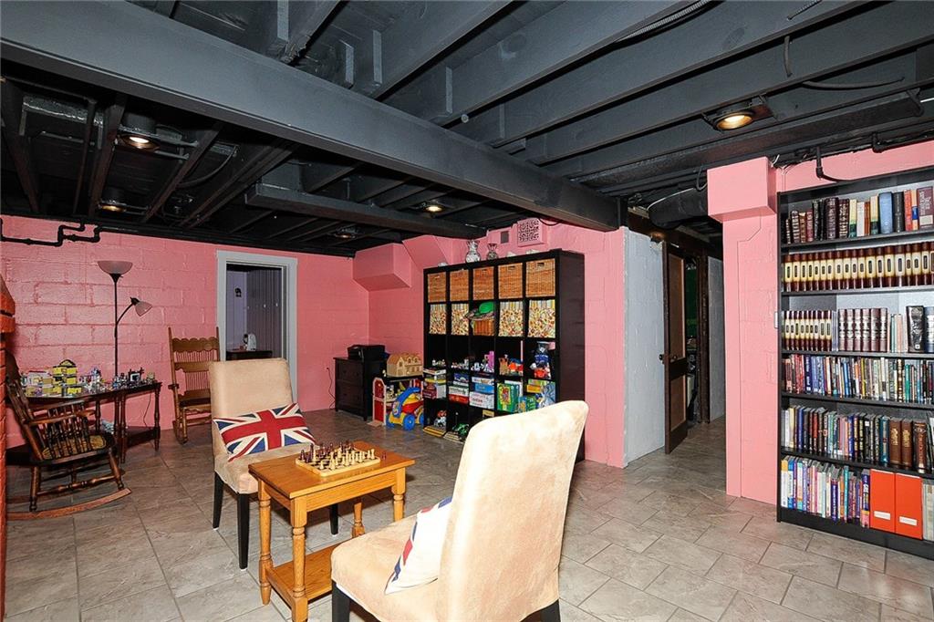 232 Berkley Road Indianapolis, IN 46208 - Photo 24 of 27 Gallery Image 24