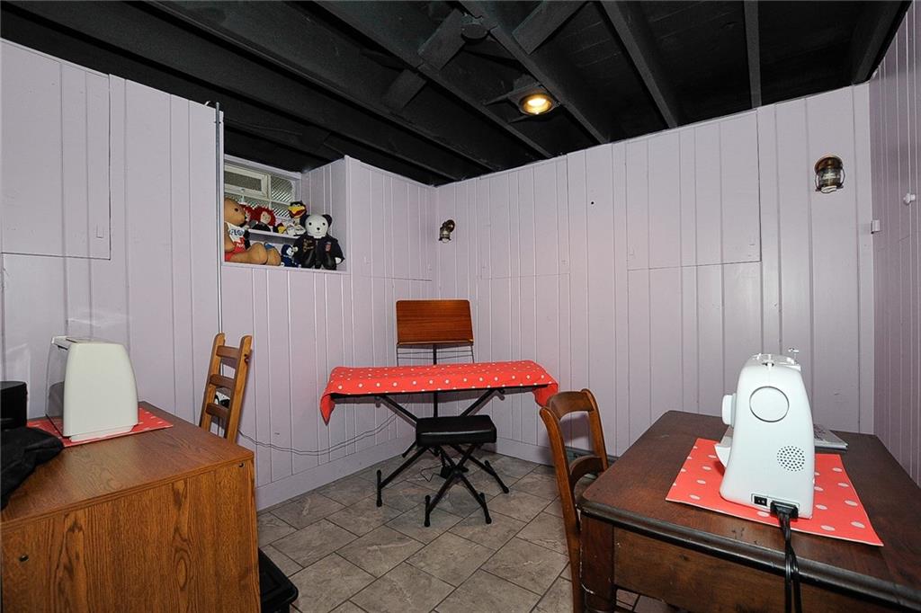 232 Berkley Road Indianapolis, IN 46208 - Photo 25 of 27 Gallery Image 25