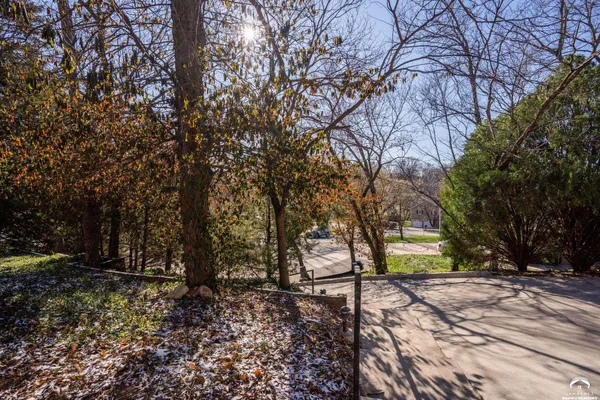 $334,880 | 3008 Westdale Place, Lawrence, KS 66049