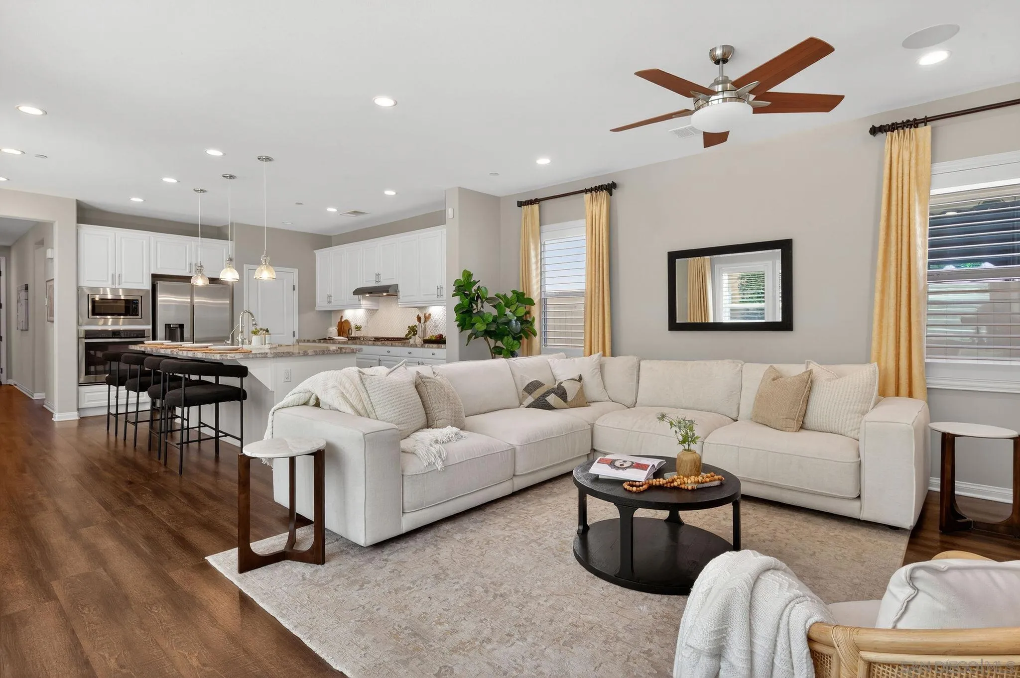 21421 Trail Ridge Drive Escondido, CA 92029 - Photo 17 of 42 Living Room