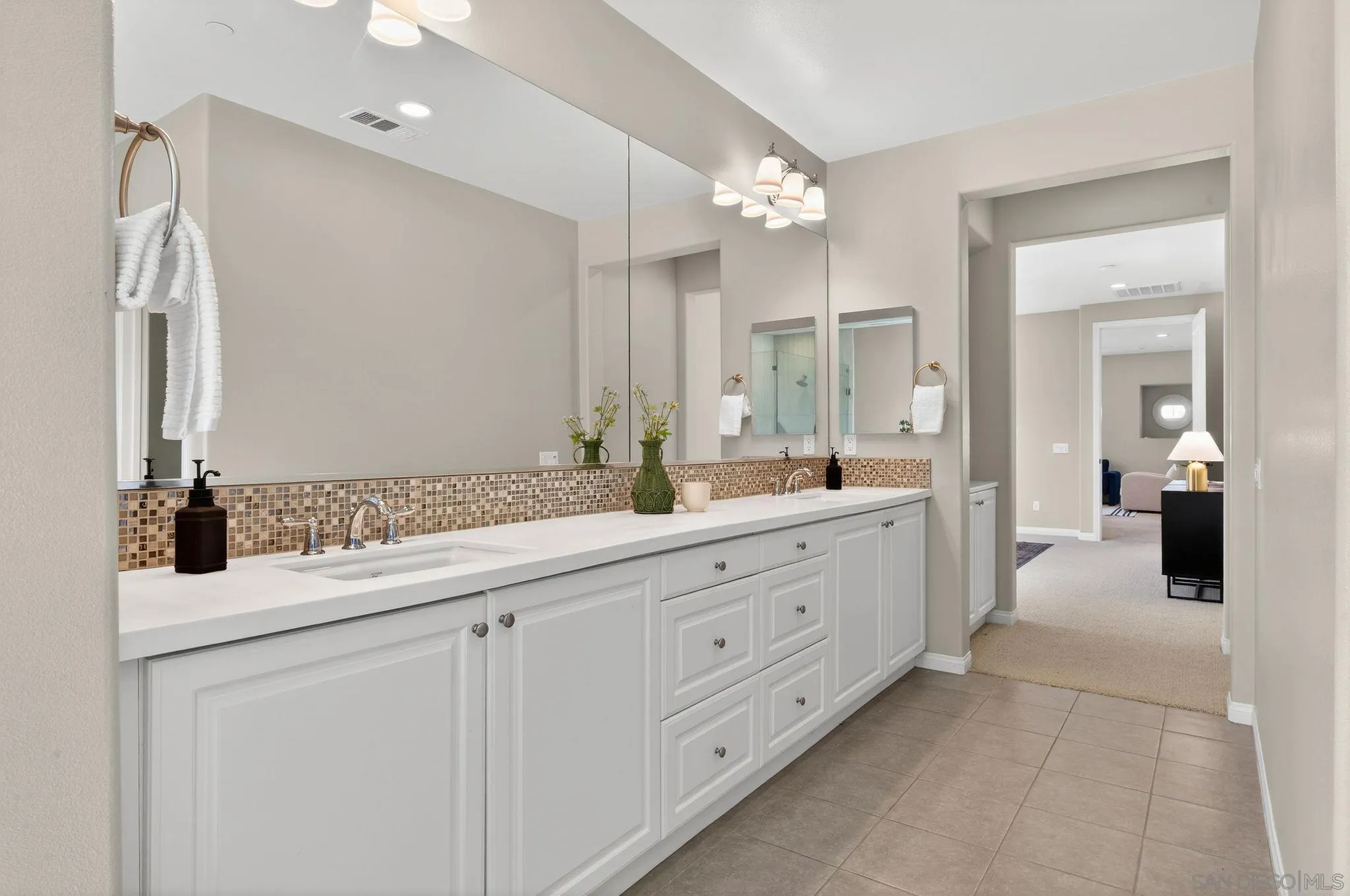 21421 Trail Ridge Drive Escondido, CA 92029 - Photo 29 of 42 Primary Bath/Spa