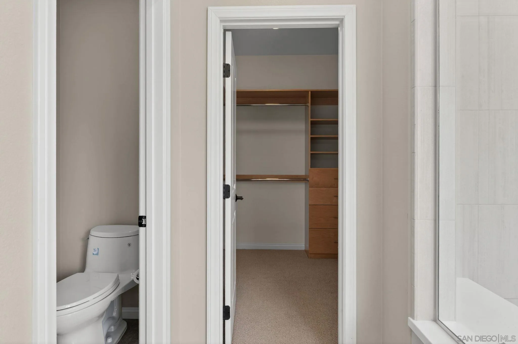 21421 Trail Ridge Drive Escondido, CA 92029 - Photo 30 of 42 Walk-in Closet