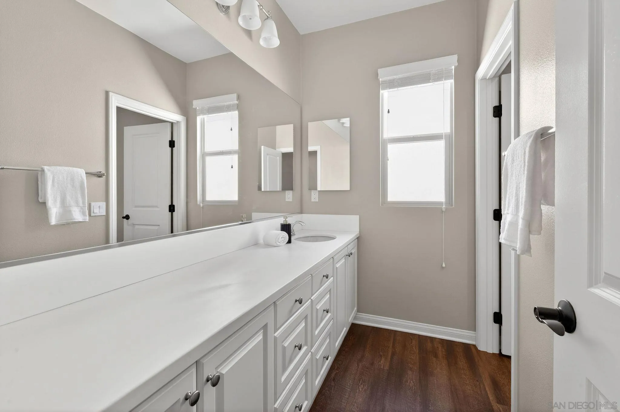 21421 Trail Ridge Drive Escondido, CA 92029 - Photo 34 of 42 Bathroom