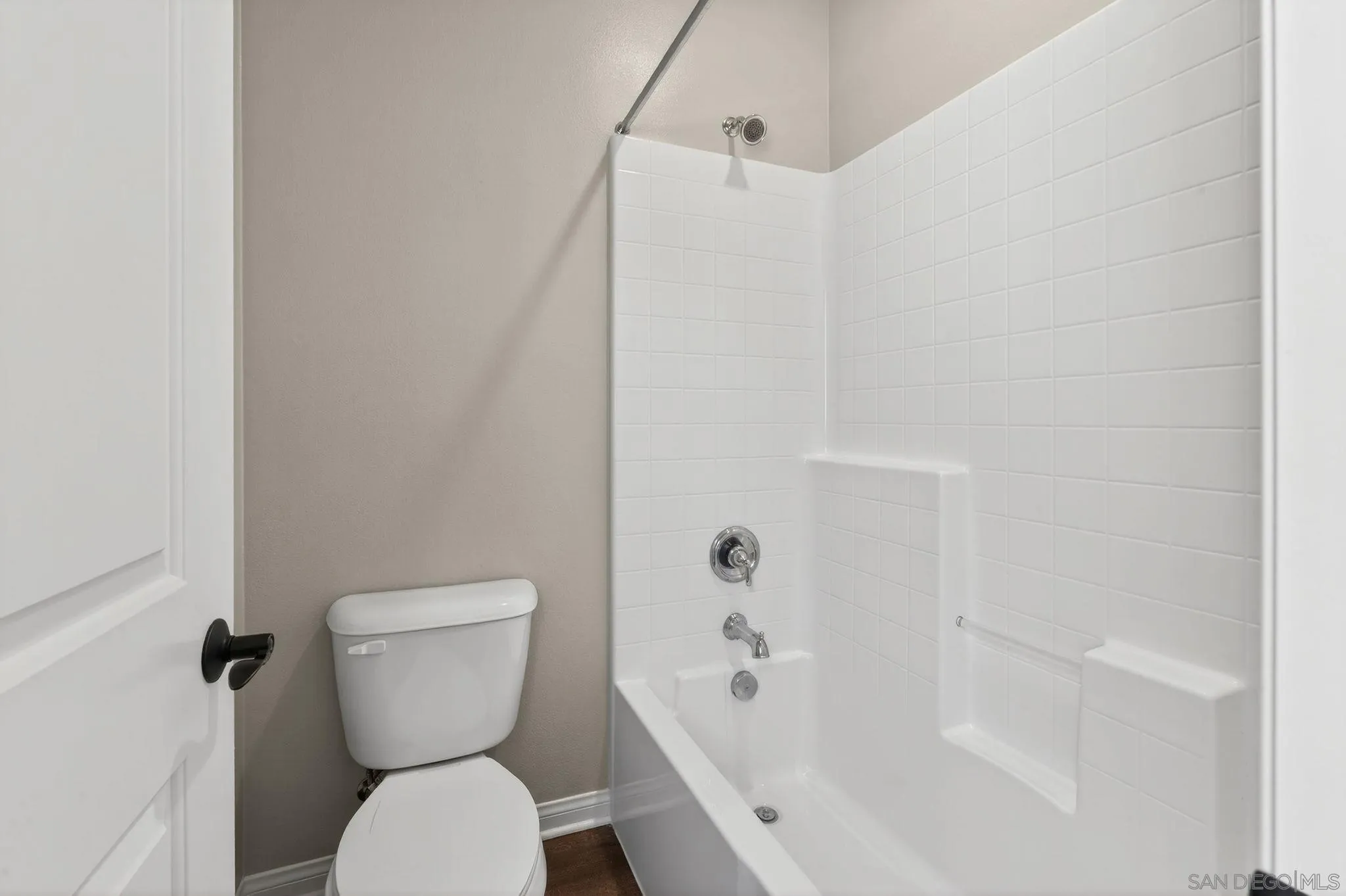 21421 Trail Ridge Drive Escondido, CA 92029 - Photo 35 of 42 Bathroom