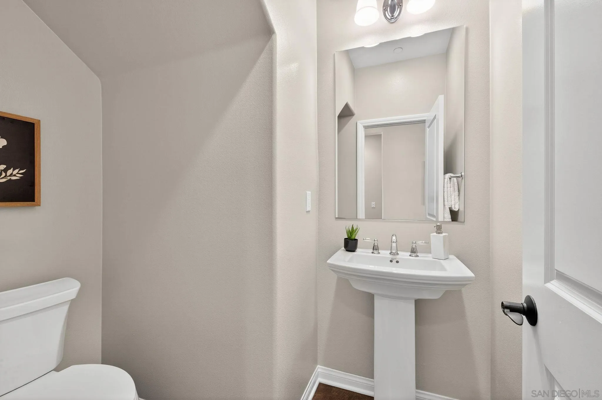 21421 Trail Ridge Drive Escondido, CA 92029 - Photo 7 of 42 Lower level 1/2 bath