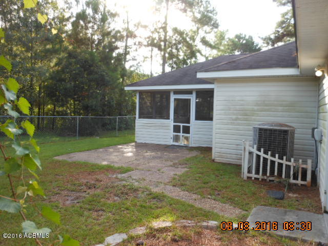 189 Ridgeland Lakes Drive Ridgeland, SC 29936 - Photo 3 of 16 DSCN6970