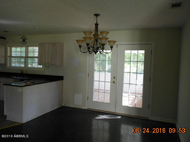 189 Ridgeland Lakes Drive Ridgeland, SC 29936 - Photo 7 of 16 DSCN6533