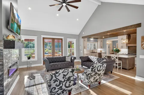 $1,250,000 | 879 Mt Vernon Road, Bethpage, TN 37022