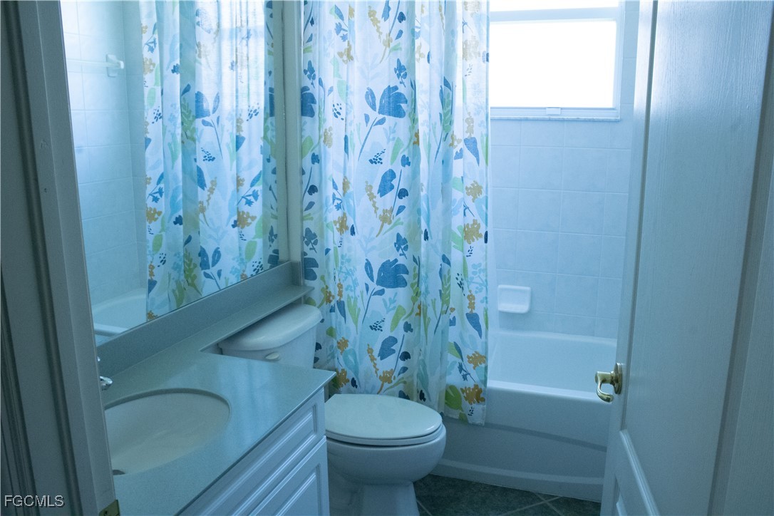 15057 Balmoral Loop Fort Myers, FL 33919 - Photo 12 of 17