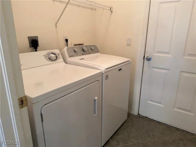 $2,700 | 15057 Balmoral Loop, Fort Myers, FL 33919