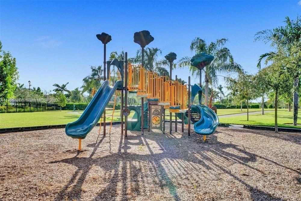 5060 Eucalyptus Drive, Unit 2 Hollywood, FL 33021 - Photo 48 of 56 a view of a park with a slide