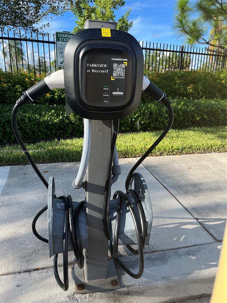 5060 Eucalyptus Drive, Unit 2 Hollywood, FL 33021 - Photo 49 of 56