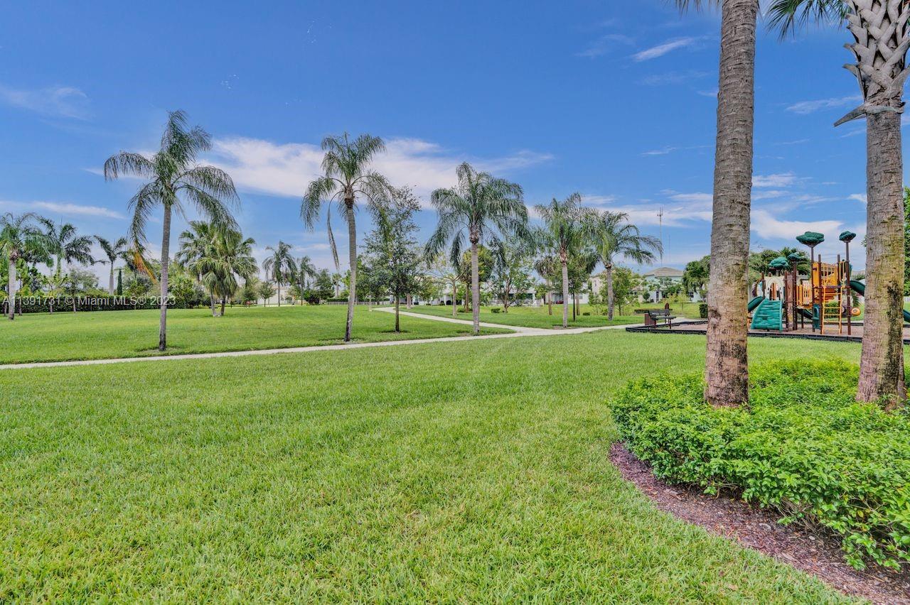 5060 Eucalyptus Drive, Unit 2 Hollywood, FL 33021 - Photo 53 of 56