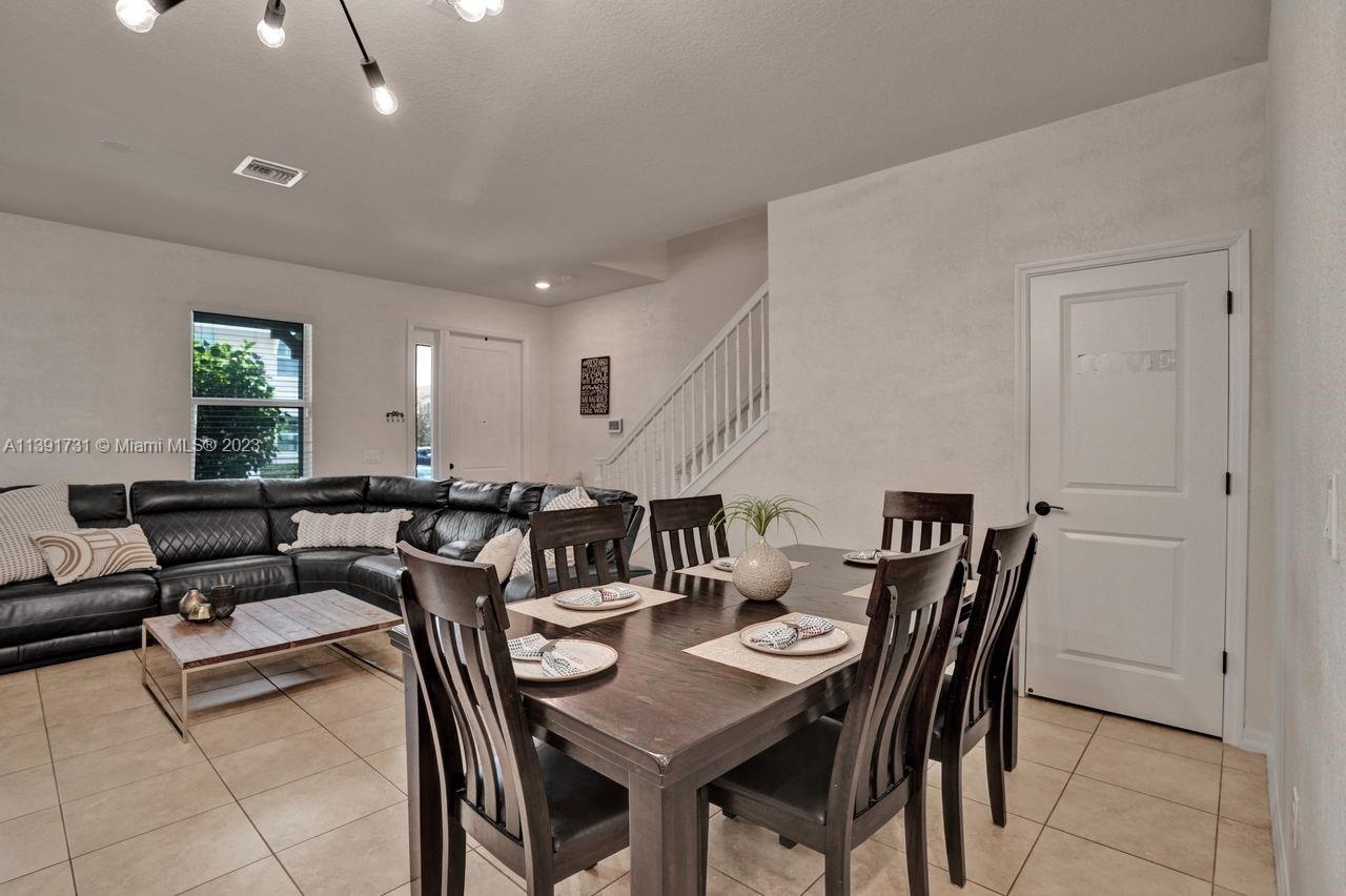 5060 Eucalyptus Drive, Unit 2 Hollywood, FL 33021 - Photo 7 of 56