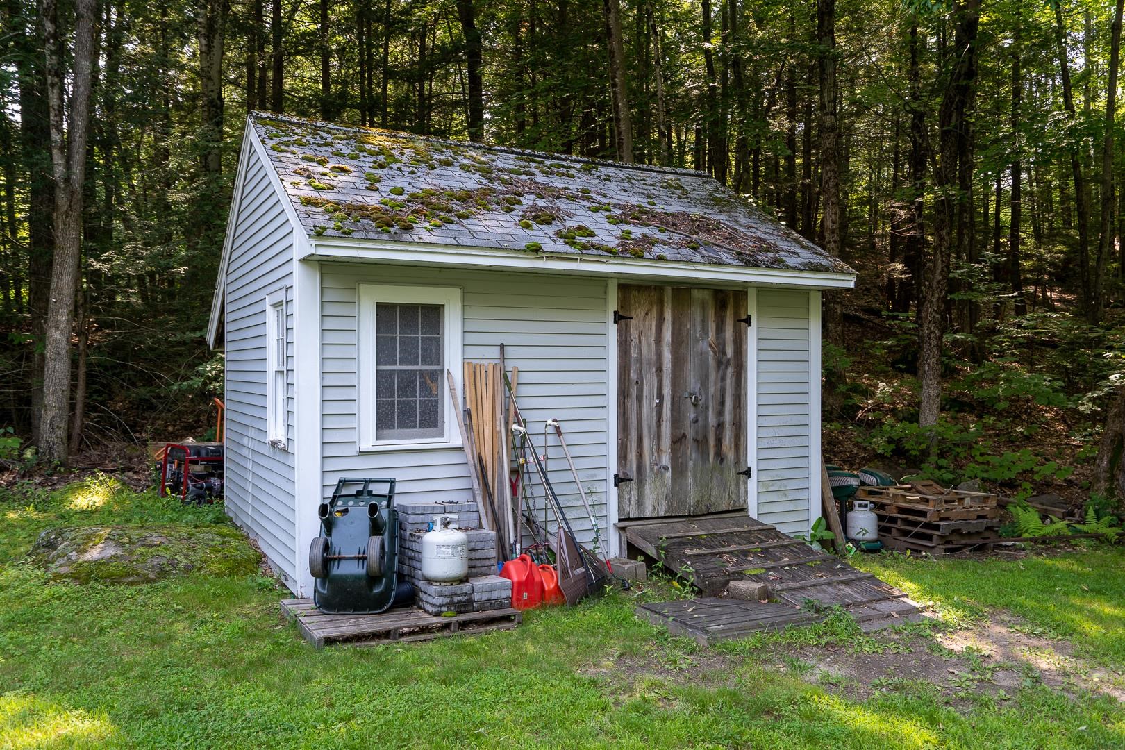71 Peaslee Hill Road Weare, NH 03281 - Photo 23 of 24 Gallery Image 23