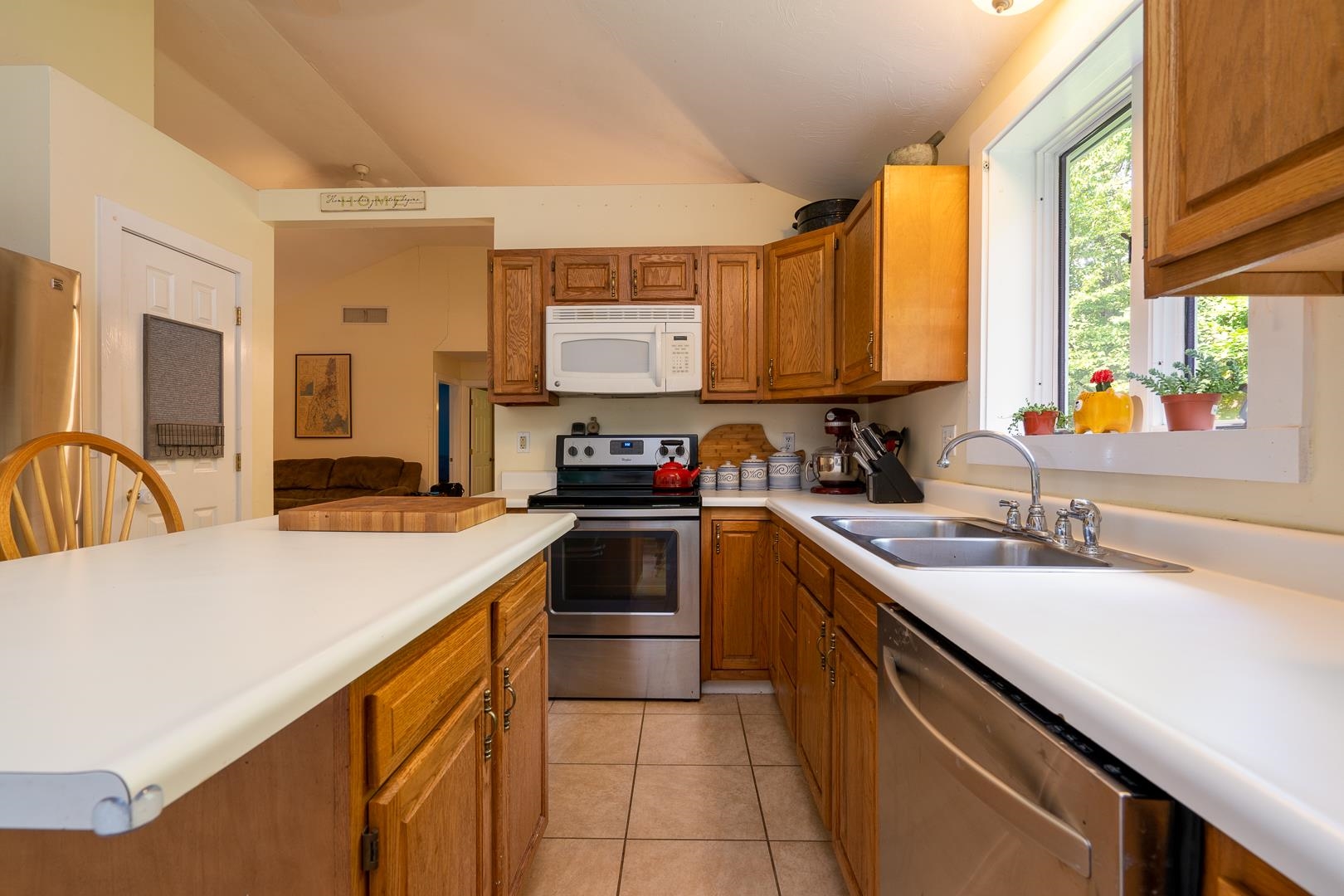 71 Peaslee Hill Road Weare, NH 03281 - Photo 6 of 24 Gallery Image 6