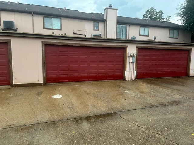 a view of a backyard of the house