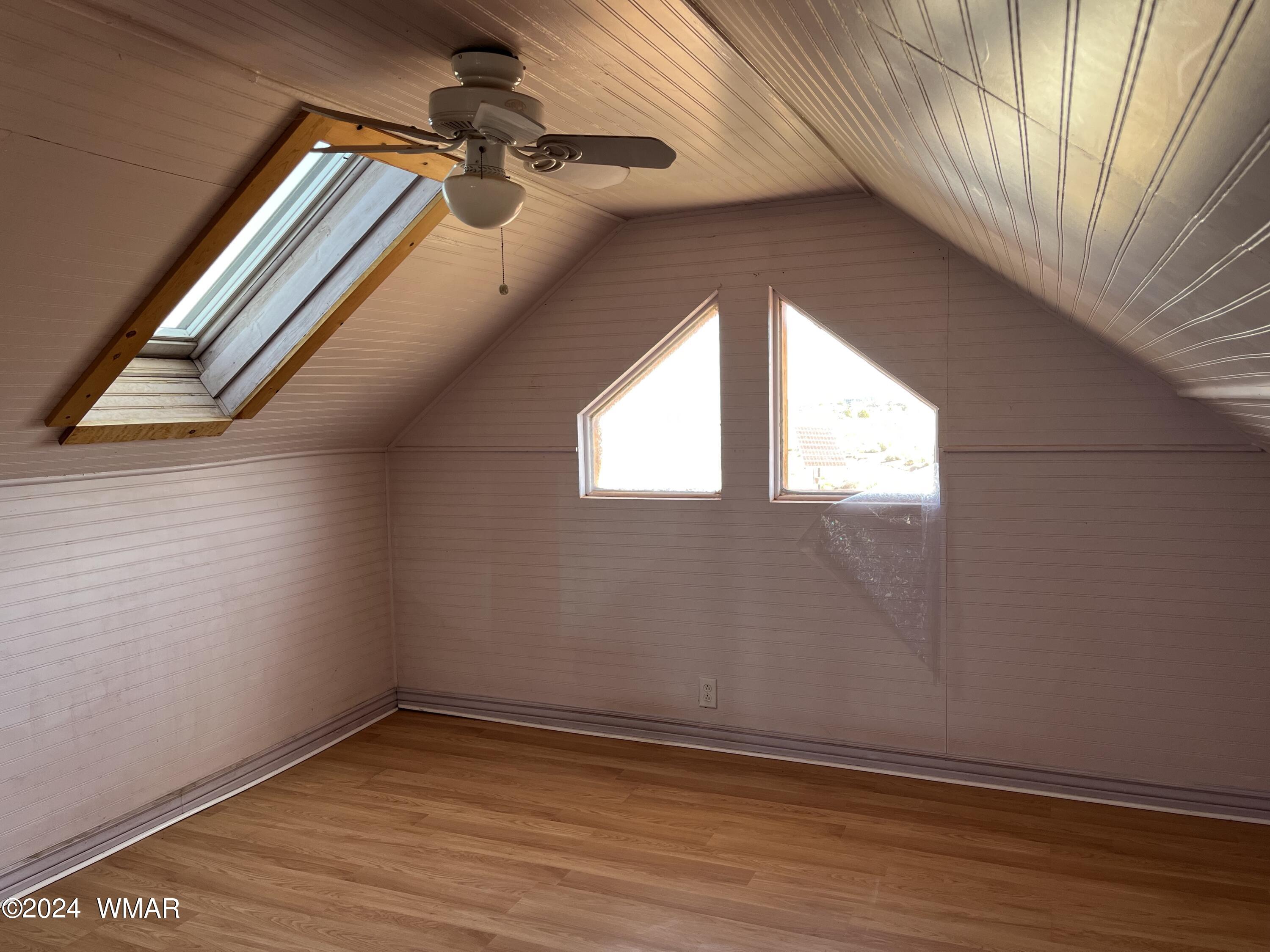 4086 Sondy Road Snowflake, AZ 85937 - Photo 38 of 50 up stairs bedroom