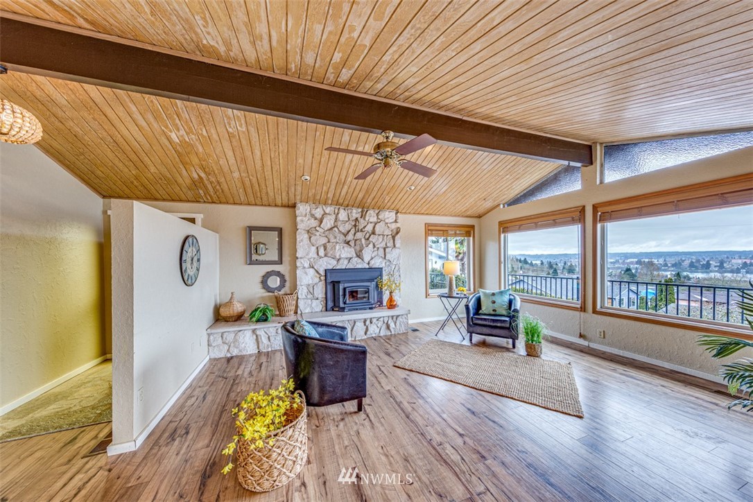 3207 Rickey Road Bremerton, WA 98310 - Photo 3 of 40 Gallery Image 3