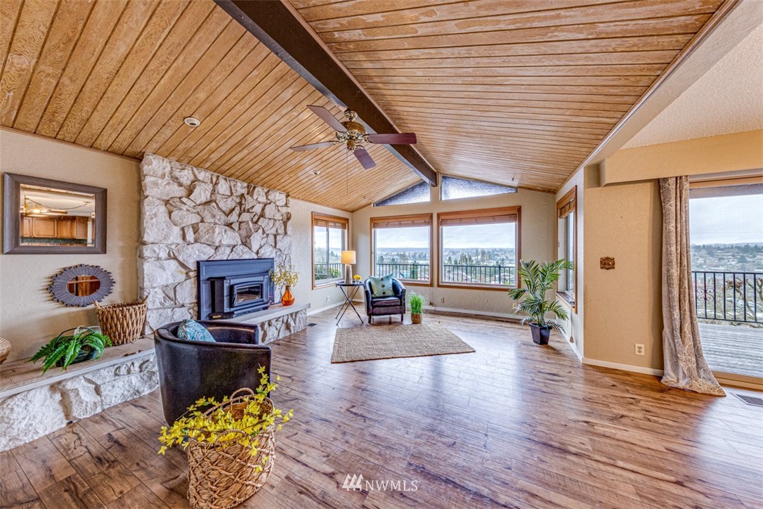 3207 Rickey Road Bremerton, WA 98310 - Photo 4 of 40 Gallery Image 4