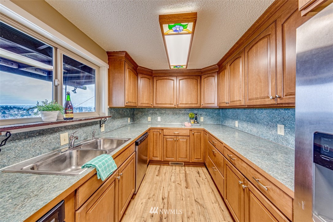 3207 Rickey Road Bremerton, WA 98310 - Photo 10 of 40 Gallery Image 10
