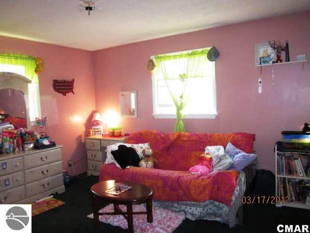 7248 North Arnold Road Breckenridge, MI 48615 - Photo 10 of 19 1771341-9.JPG