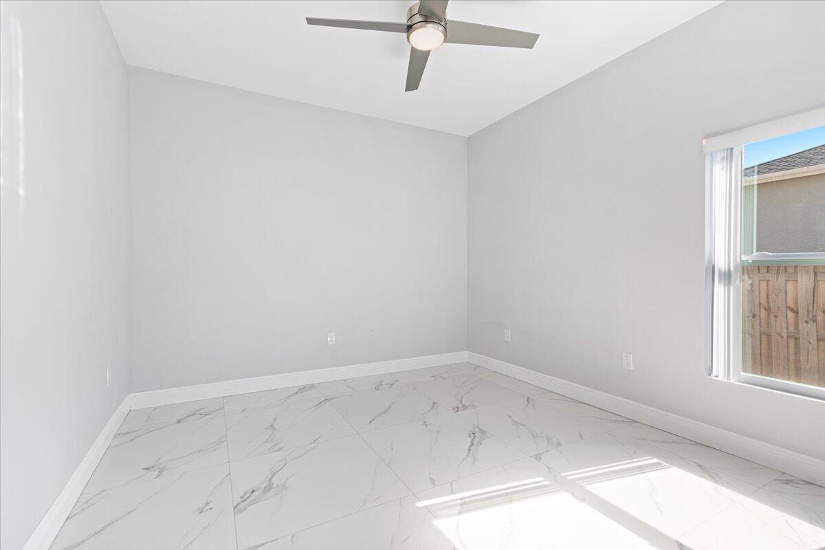 406 Southwest Ridgecrest Drive Port St. Lucie, FL 34953 - Photo 19 of 40 21-21
