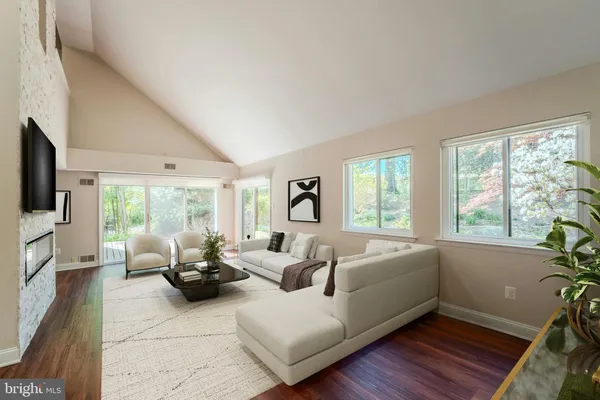 $1,125,000 | 11310 Harborside Cluster, Reston, VA 20191