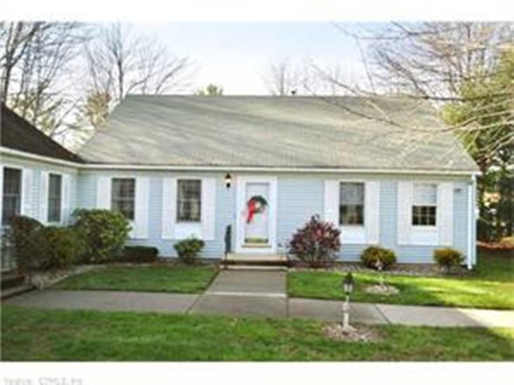 a front view of house with yard