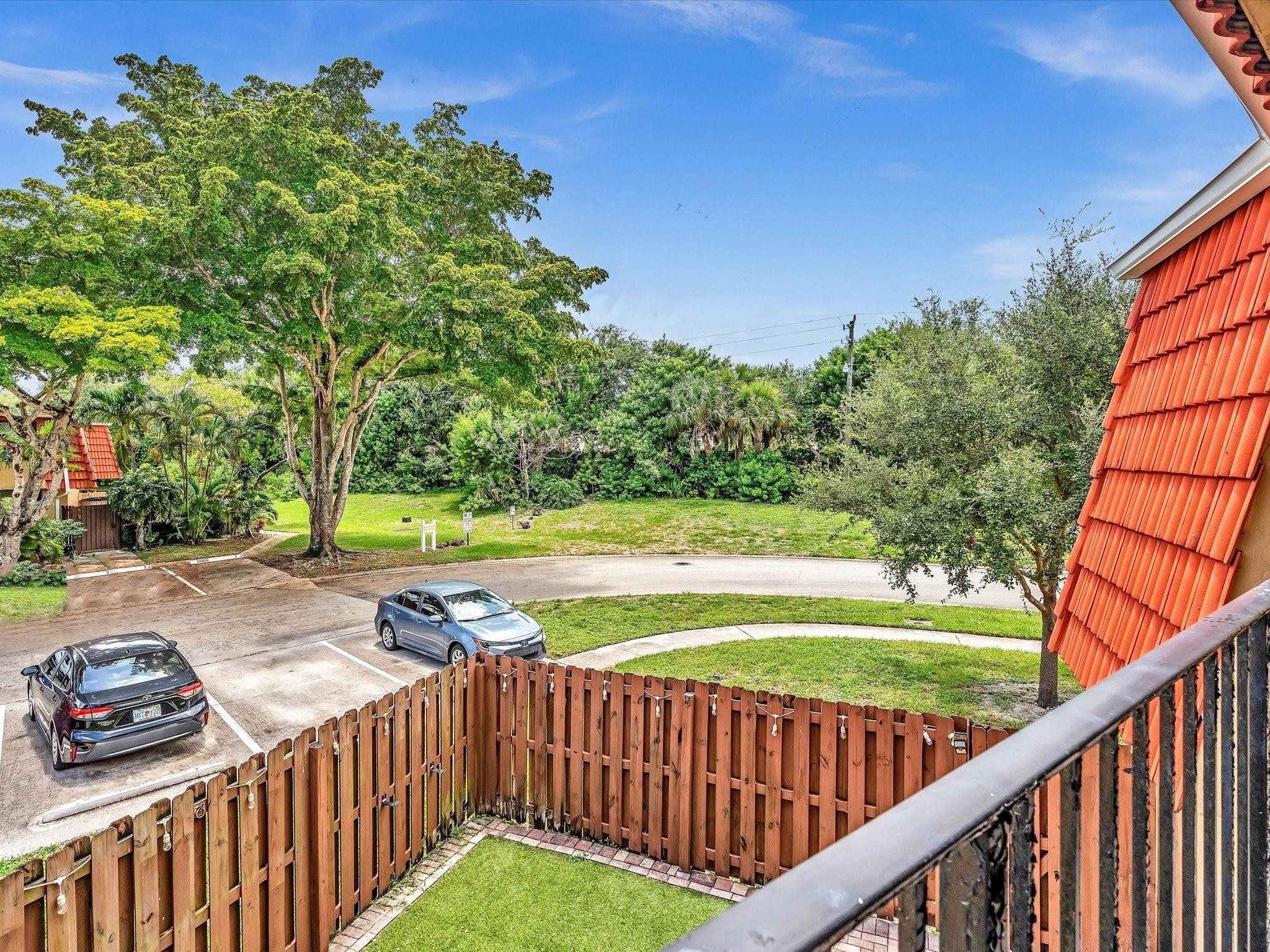 23006 Oxford Place, Unit D Boca Raton, FL 33433 - Photo 14 of 28 Photo 14