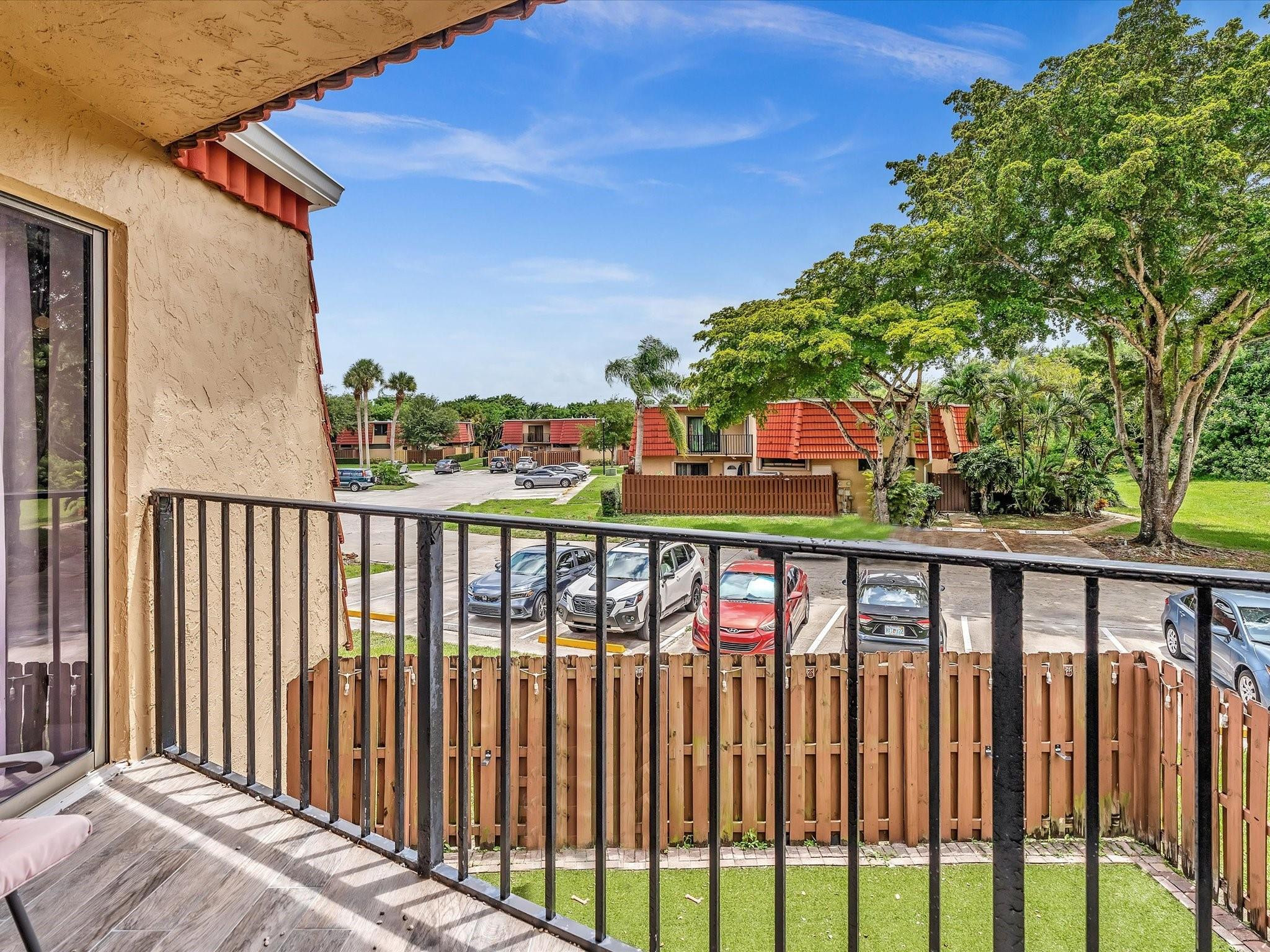 23006 Oxford Place, Unit D Boca Raton, FL 33433 - Photo 19 of 28 Photo 19