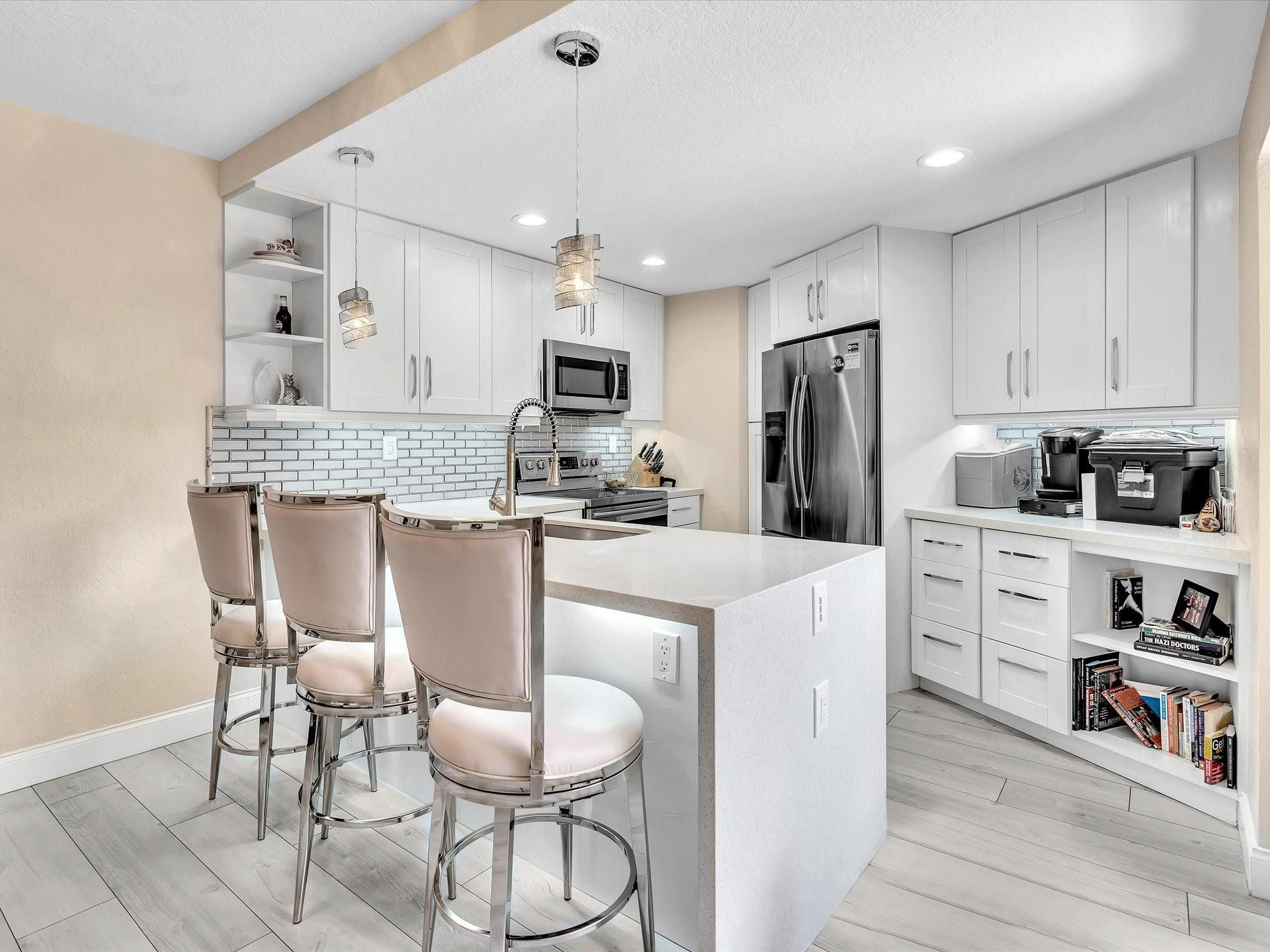 23006 Oxford Place, Unit D Boca Raton, FL 33433 - Photo 8 of 28 Photo 8