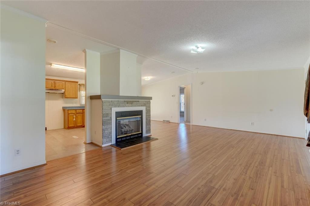 3390 Grooms Road Reidsville, NC 27320 - Photo 8 of 33 Gallery Image 8