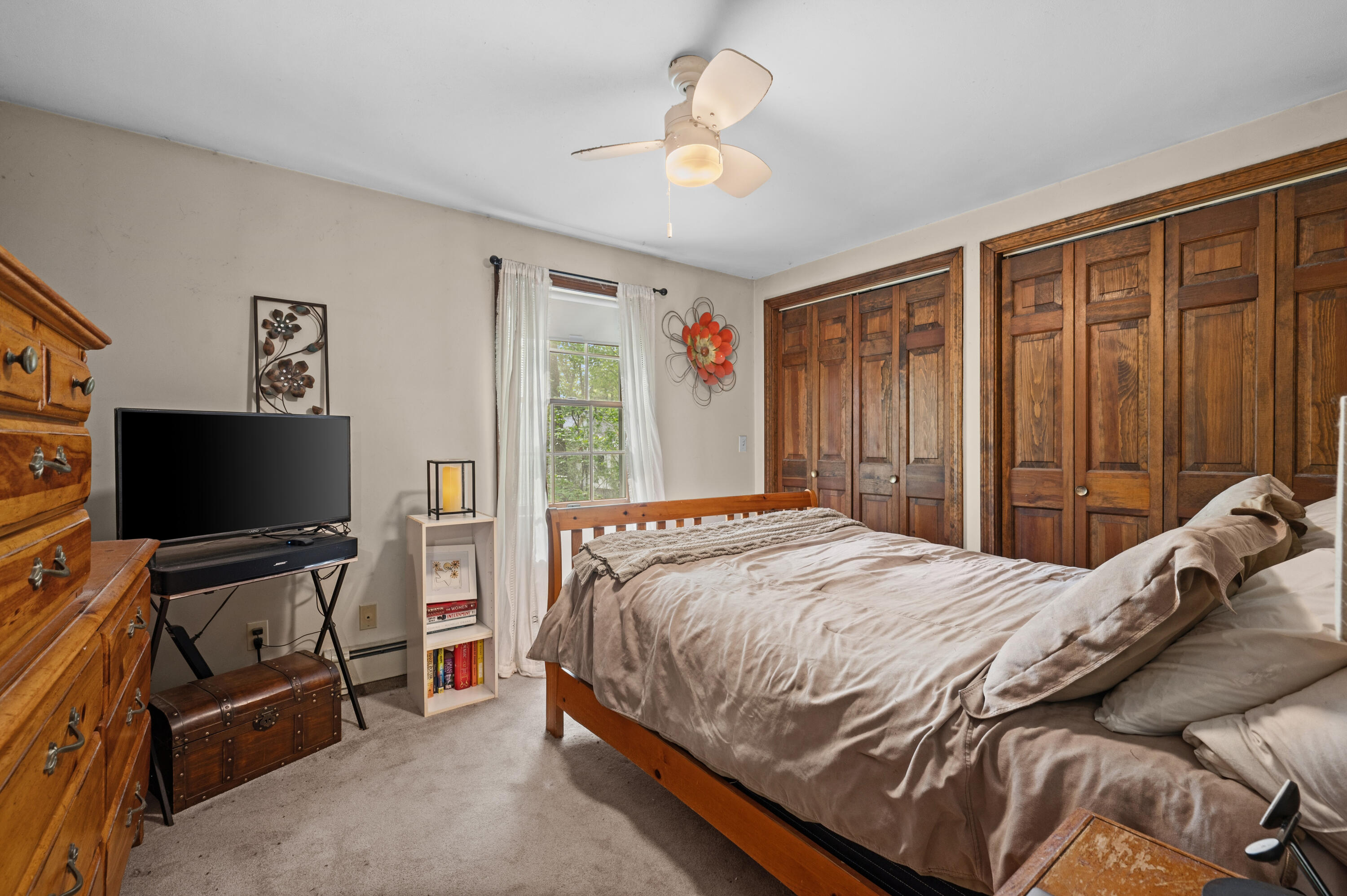 4 Deer Ridge Lane Kittery, ME 03904 - Photo 21 of 39 Upstairs Bedroom 1
