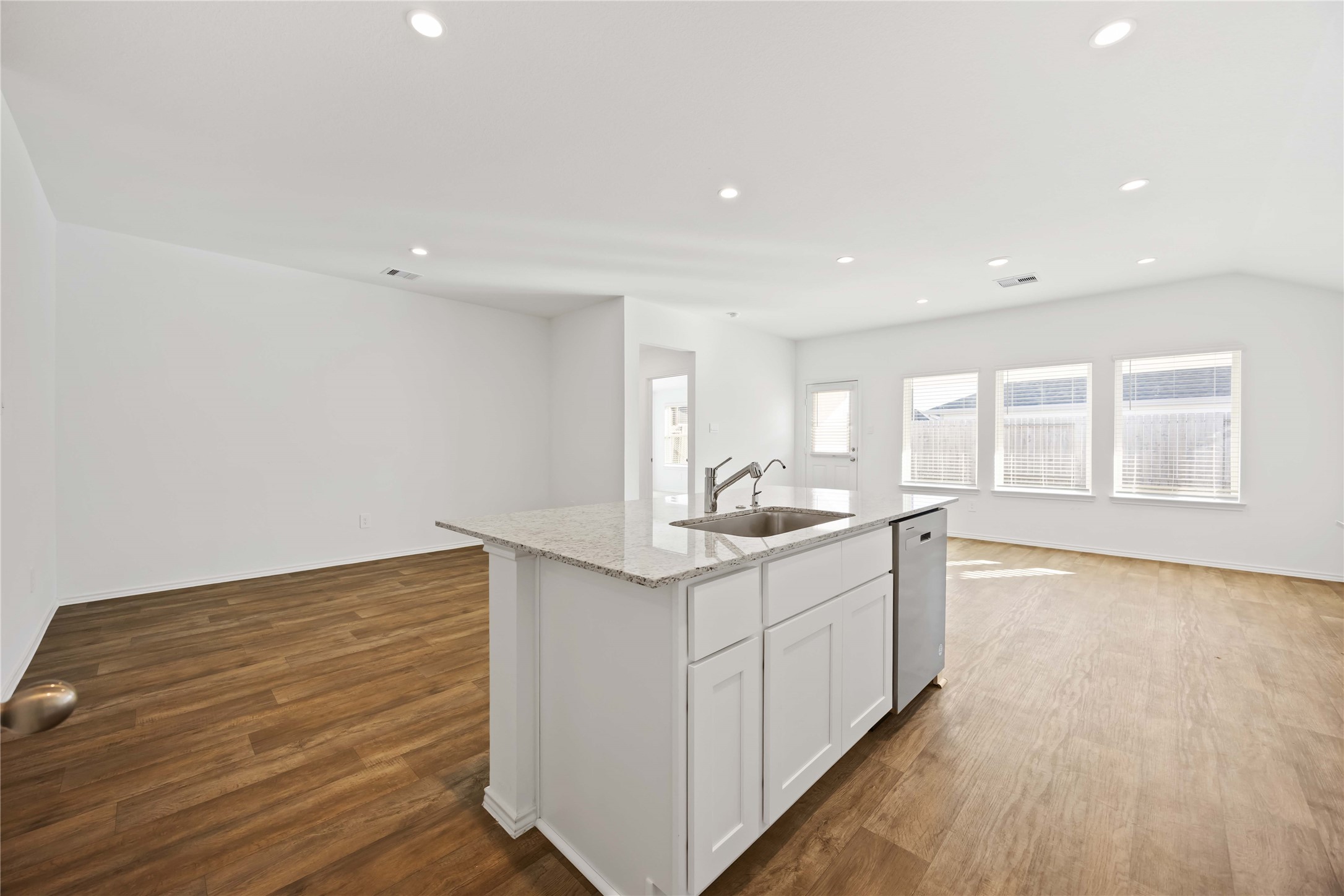 3719 Lanercost Lane Fulshear, TX 77441 - Photo 14 of 33