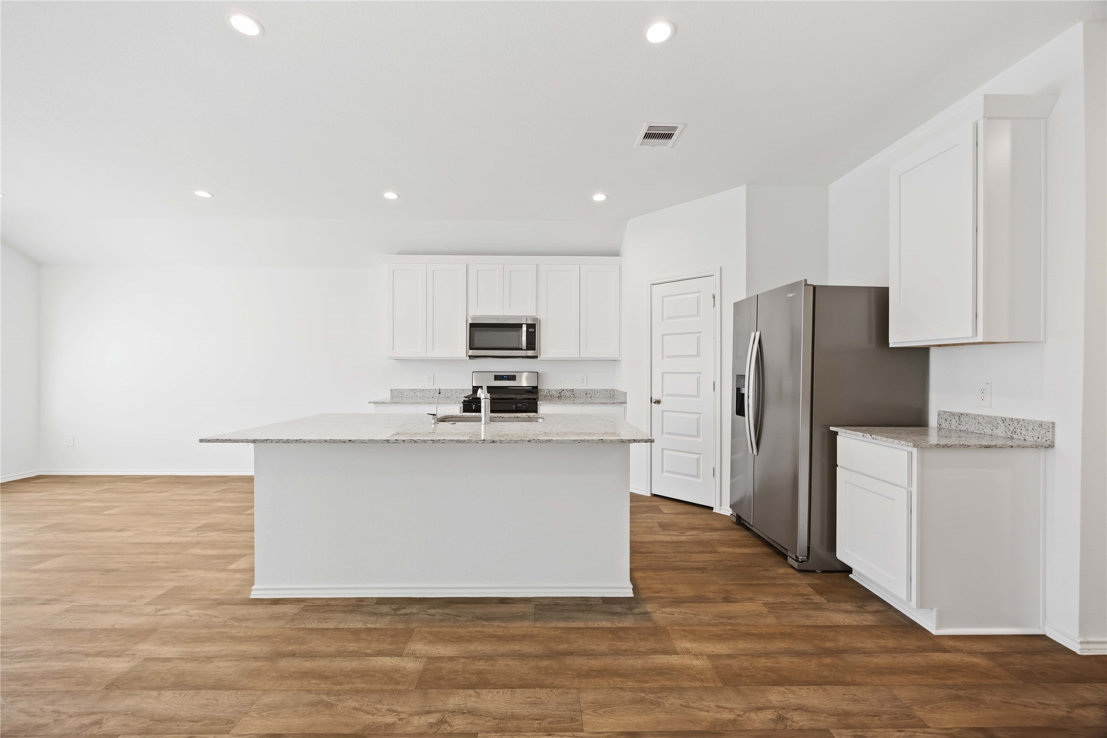 3719 Lanercost Lane Fulshear, TX 77441 - Photo 10 of 33