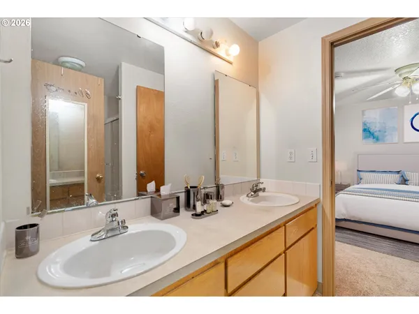 $815,000 | 1546 Northeast Cleveland Avenue, Gresham, OR 97030