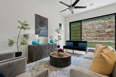 $574,900 | 5517 Toscana Avenue, Austin, TX 78724