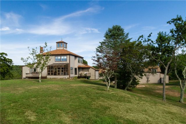 $3,500,000 | 1501 Beacon Hill Road, Block Island, RI 02807