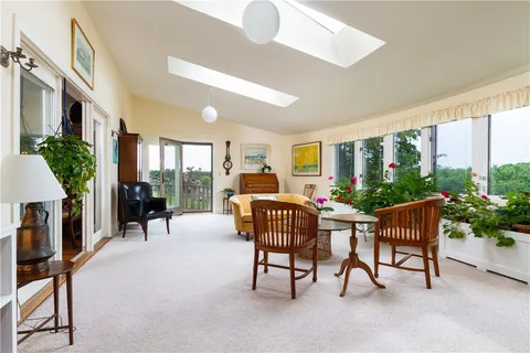 $3,500,000 | 1501 Beacon Hill Road, Block Island, RI 02807