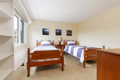 $3,500,000 | 1501 Beacon Hill Road, Block Island, RI 02807