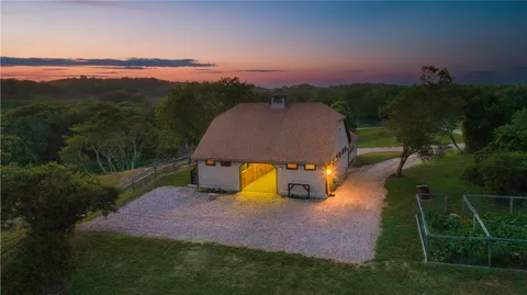 $3,500,000 | 1501 Beacon Hill Road, Block Island, RI 02807